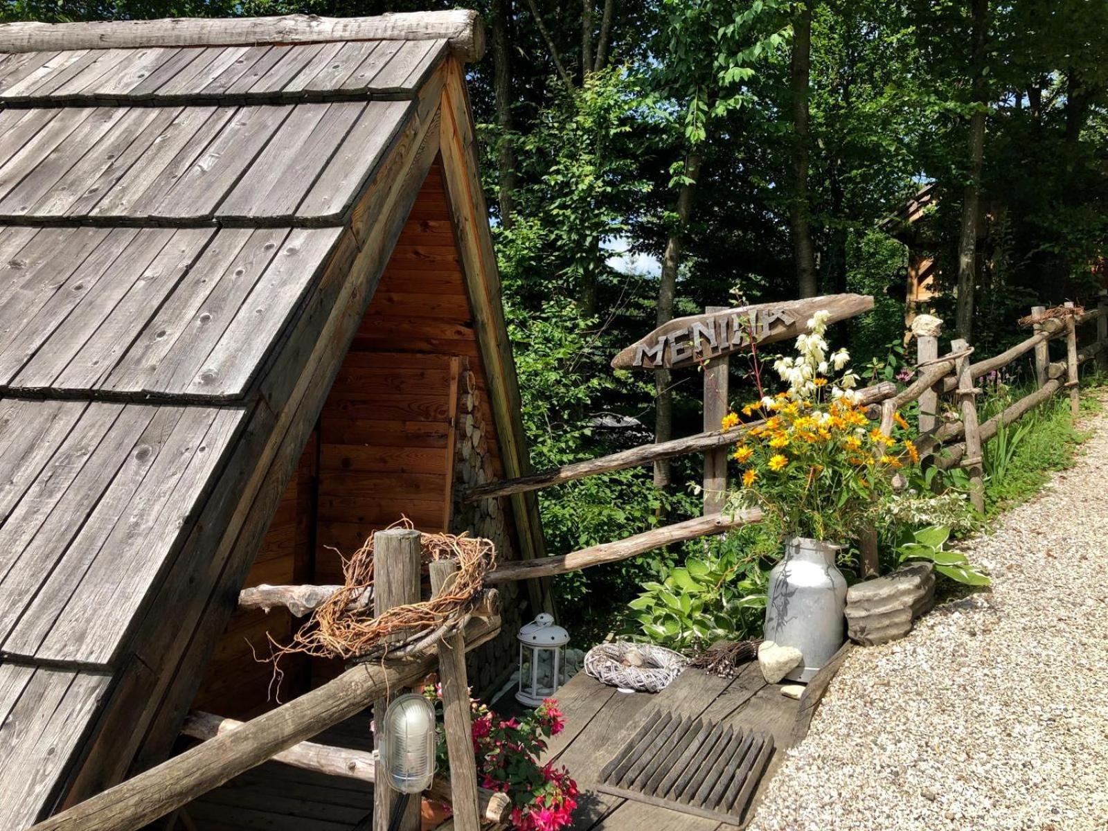 Glamping Savinja Hotel Ljubno Ngoại thất bức ảnh