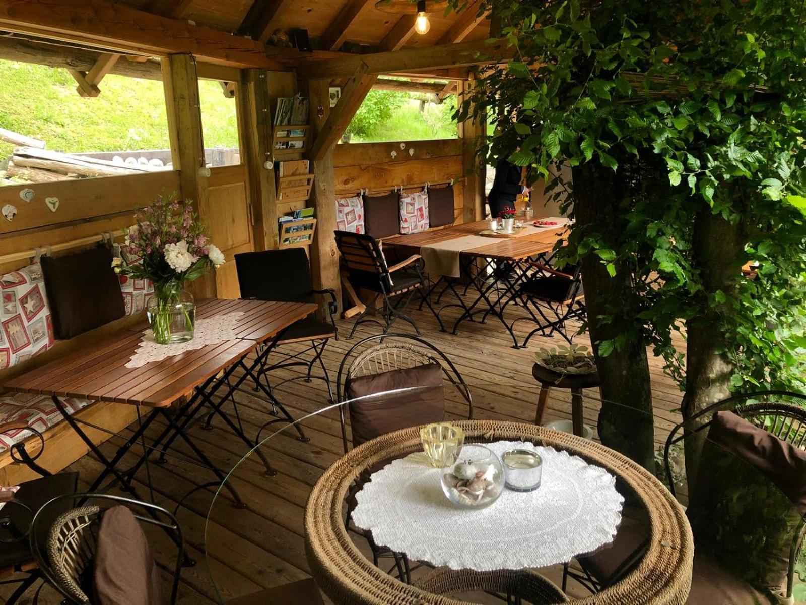 Glamping Savinja Hotel Ljubno Ngoại thất bức ảnh