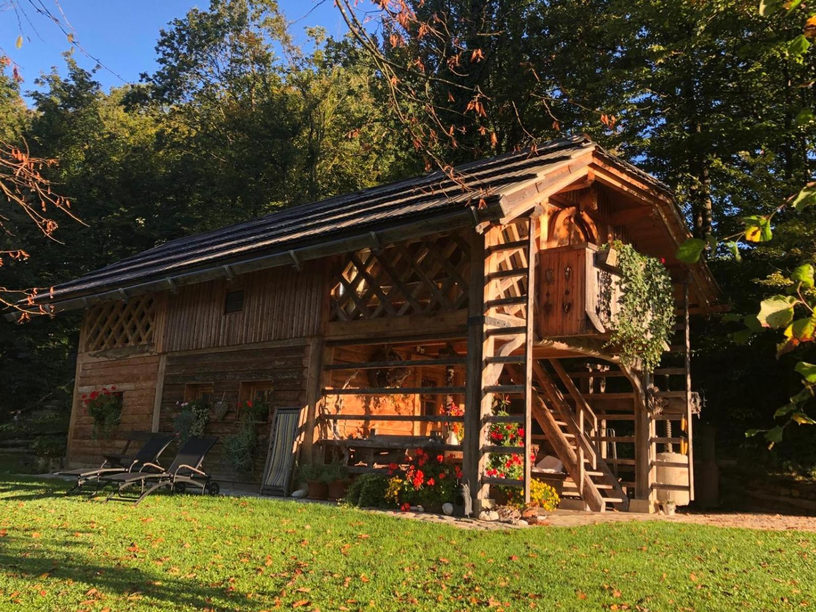 Glamping Savinja Hotel Ljubno Ngoại thất bức ảnh